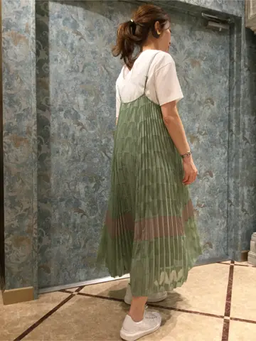 GRACE CONTINENTAL The Banquet 泉　智子 コーディネート画像