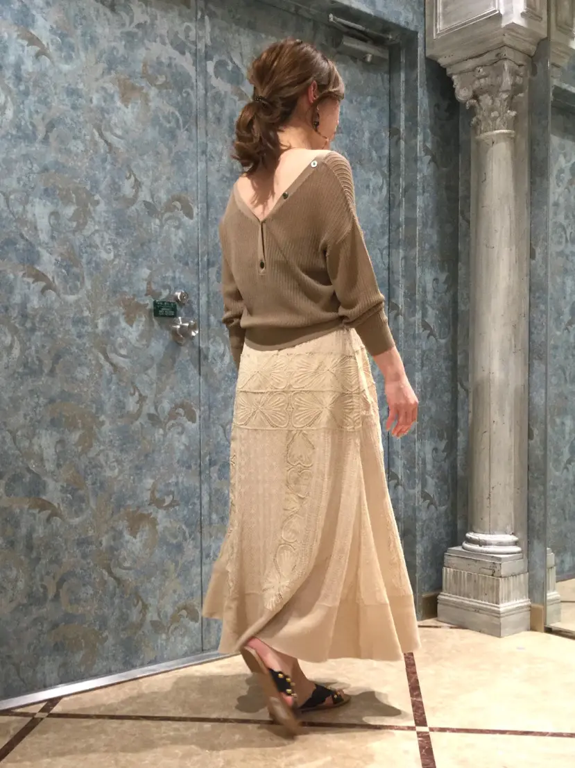 GRACE CONTINENTAL The Banquet 泉　智子 コーディネート画像