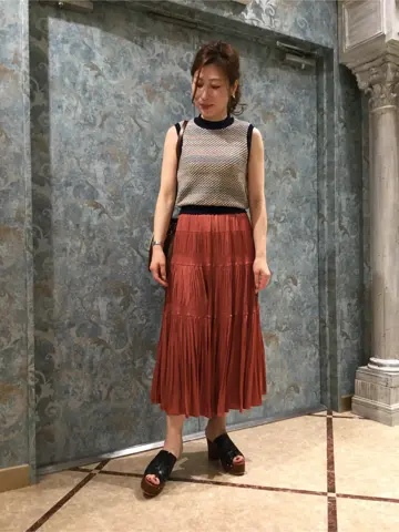 GRACE CONTINENTAL The Banquet 泉　智子 コーディネート画像