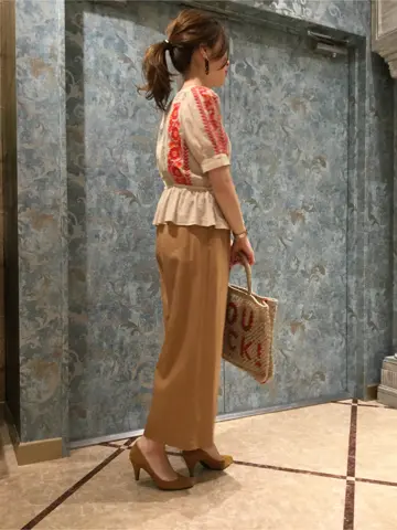 GRACE CONTINENTAL The Banquet 泉　智子 コーディネート画像