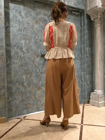 GRACE CONTINENTAL The Banquet 泉　智子 コーディネート画像