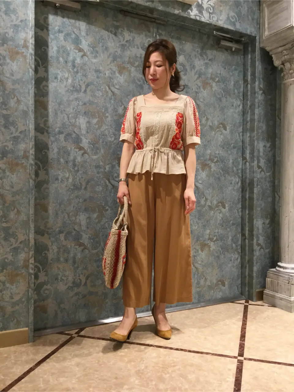 GRACE CONTINENTAL The Banquet 泉　智子 コーディネート画像