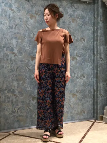 GRACE CONTINENTAL The Banquet 泉　智子 コーディネート画像