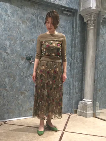 GRACE CONTINENTAL The Banquet 泉　智子 コーディネート画像