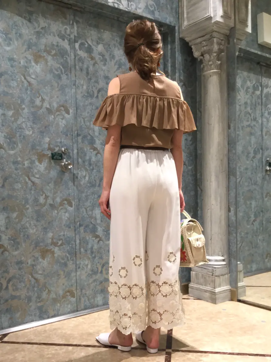 GRACE CONTINENTAL The Banquet 泉　智子 コーディネート画像