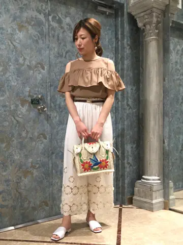 GRACE CONTINENTAL The Banquet 泉　智子 コーディネート画像