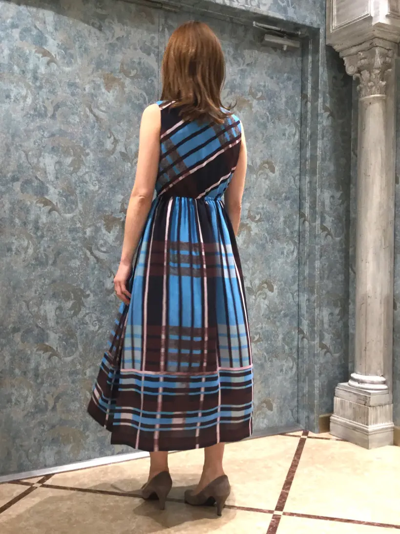 GRACE CONTINENTAL The Banquet 泉　智子 コーディネート画像