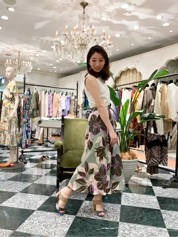 GRACE CONTINENTAL The Banquet eri コーディネート画像