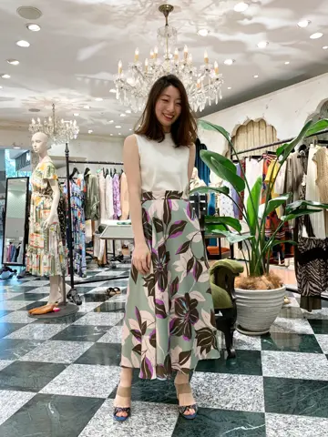 GRACE CONTINENTAL The Banquet eri コーディネート画像