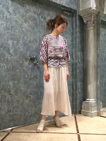 GRACE CONTINENTAL The Banquet 泉　智子 コーディネート画像