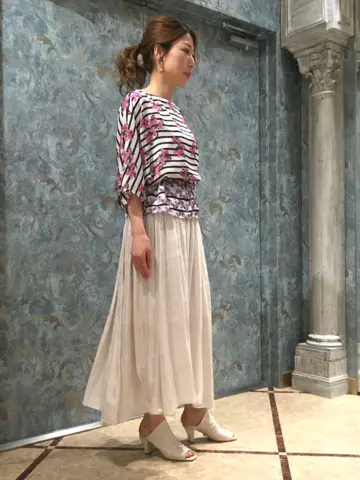 GRACE CONTINENTAL The Banquet 泉　智子 コーディネート画像