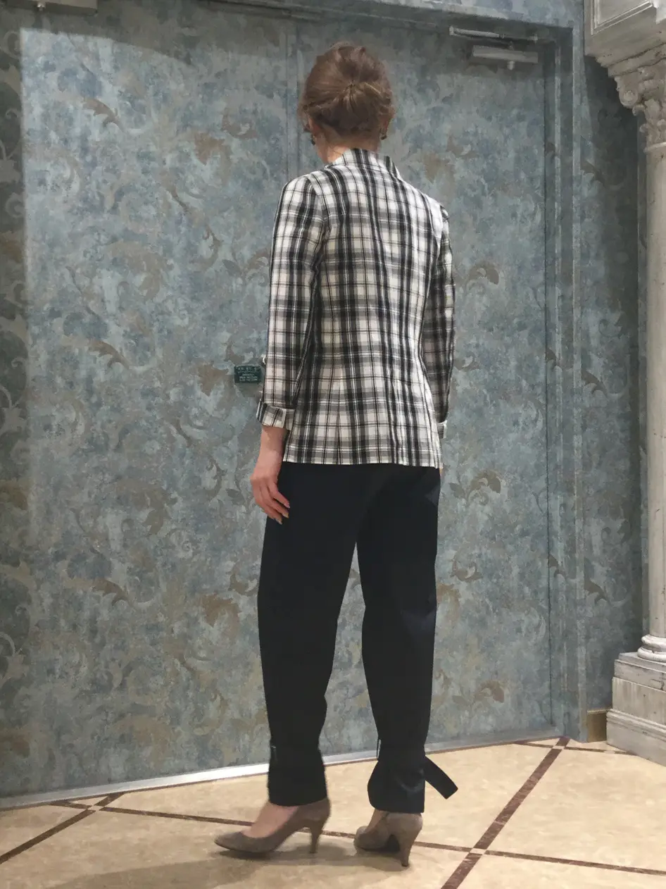 GRACE CONTINENTAL The Banquet 泉　智子 コーディネート画像