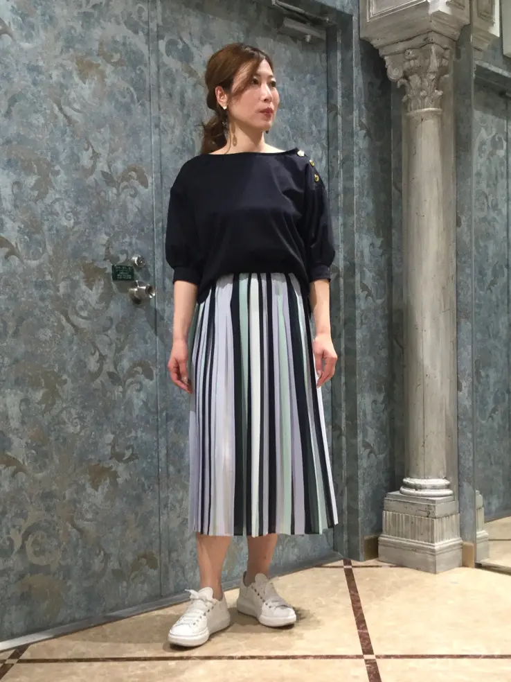 GRACE CONTINENTAL The Banquet 泉　智子 コーディネート画像