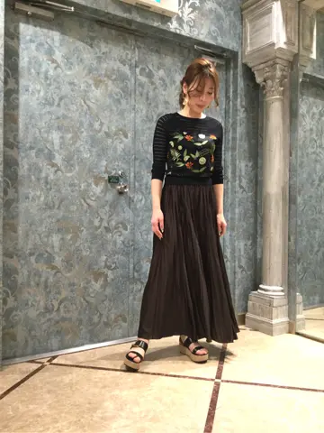 GRACE CONTINENTAL The Banquet 泉　智子 コーディネート画像