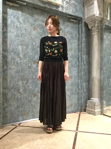 GRACE CONTINENTAL The Banquet 泉　智子 コーディネート画像