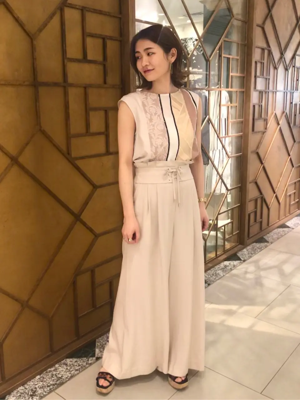 GRACE CONTINENTAL The Banquet HOSHINO コーディネート画像