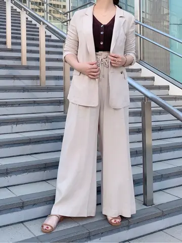 GRACE CONTINENTAL The Banquet 日笠　雅 コーディネート画像