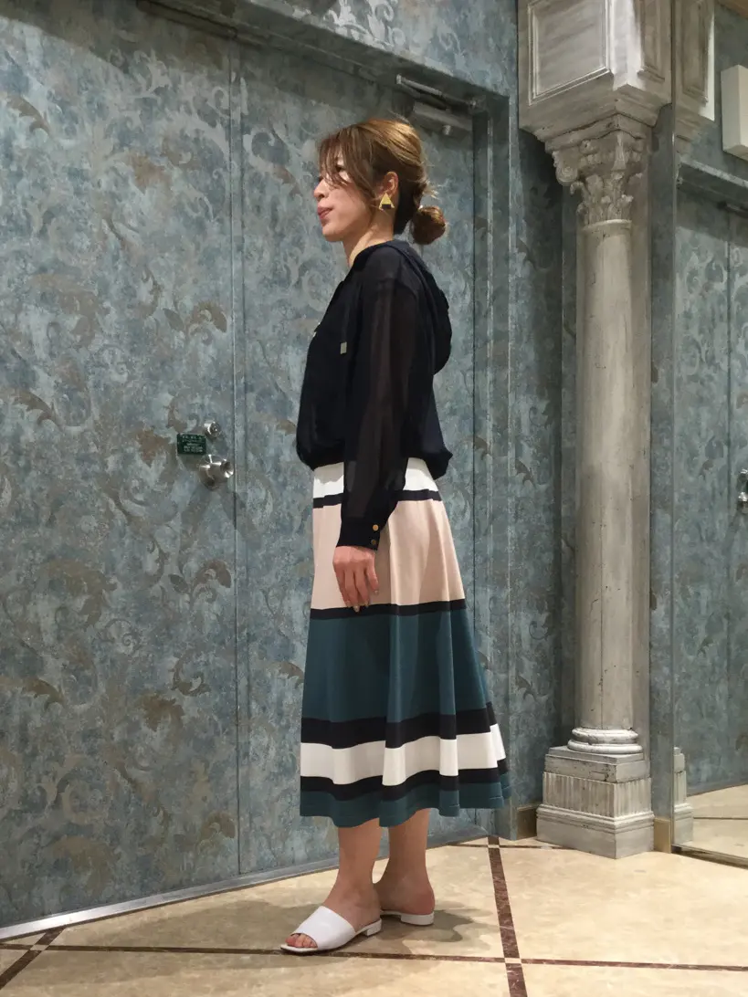 GRACE CONTINENTAL The Banquet 泉　智子 コーディネート画像