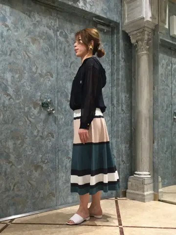 GRACE CONTINENTAL The Banquet 泉　智子 コーディネート画像