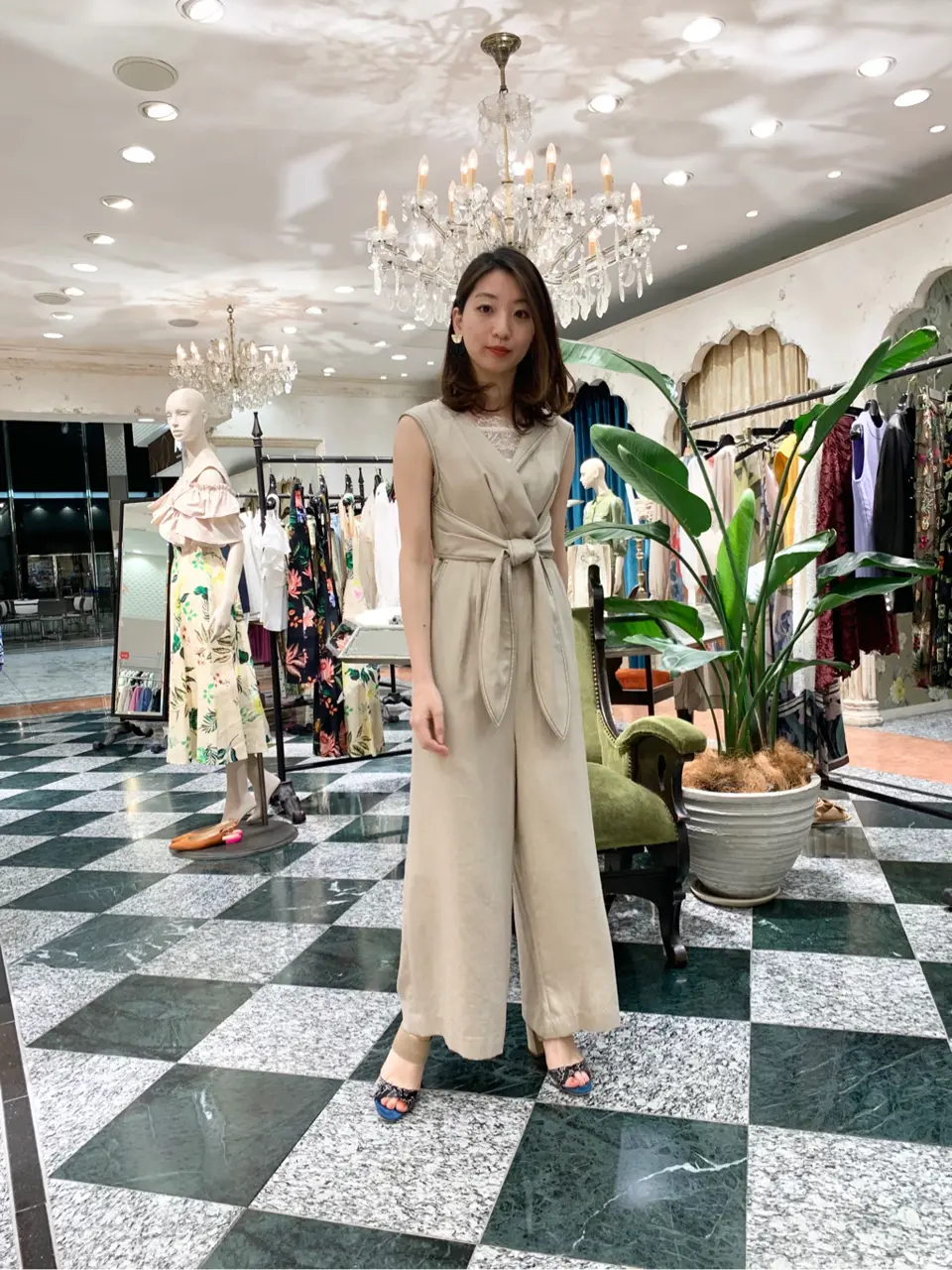 GRACE CONTINENTAL The Banquet eri コーディネート画像