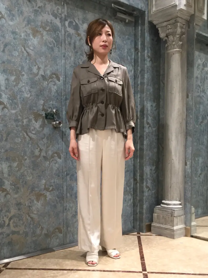 GRACE CONTINENTAL The Banquet 泉　智子 コーディネート画像