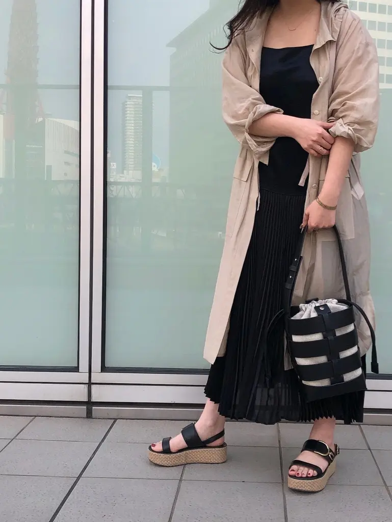 GRACE CONTINENTAL The Banquet 日笠　雅 コーディネート画像