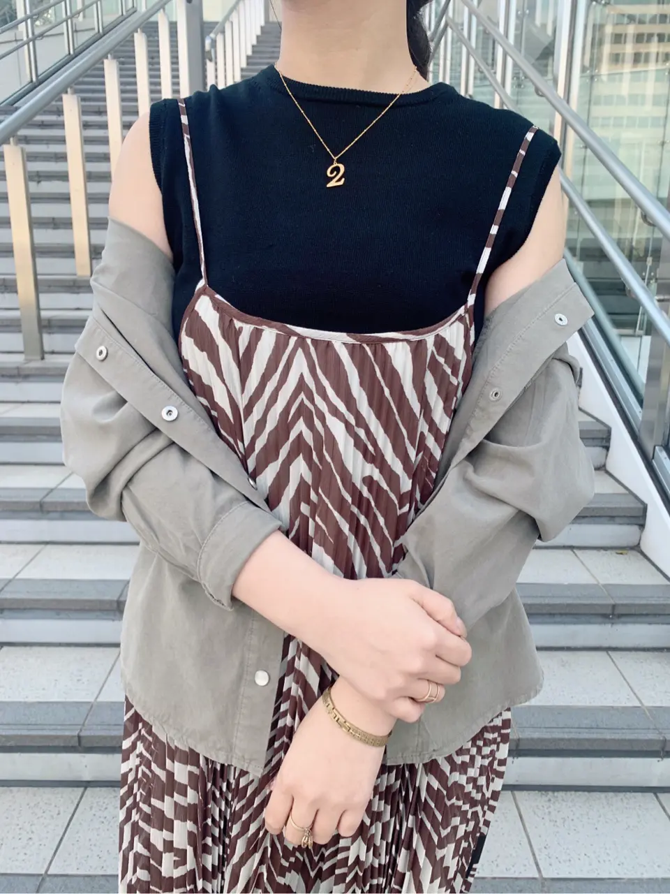 GRACE CONTINENTAL The Banquet 日笠　雅 コーディネート画像