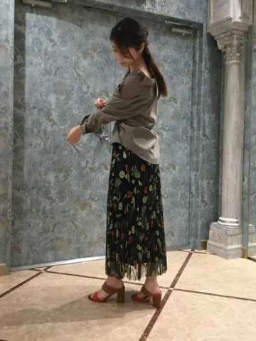 GRACE CONTINENTAL The Banquet Aya. コーディネート画像