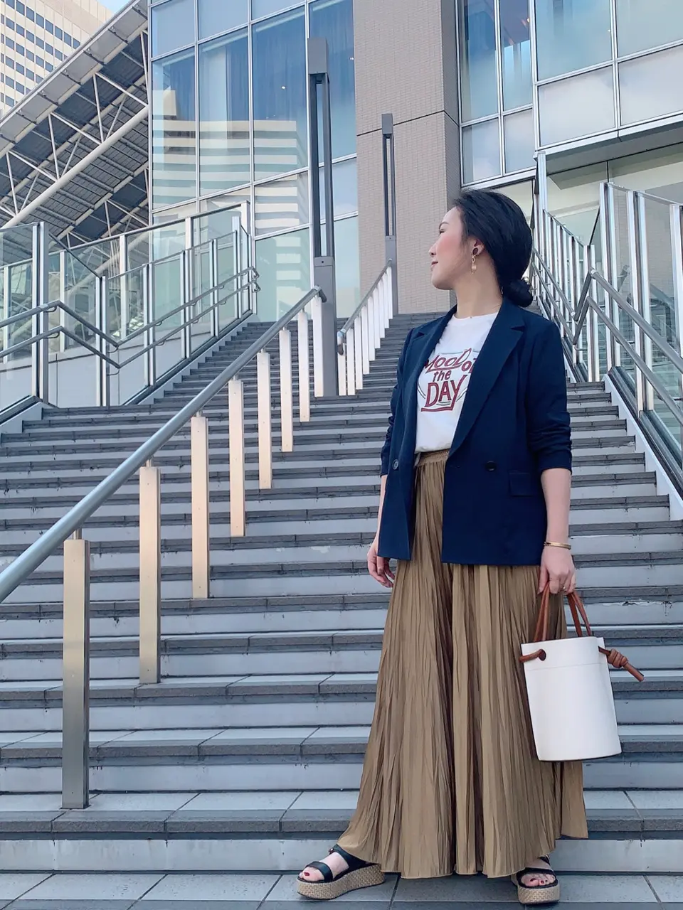 GRACE CONTINENTAL The Banquet 日笠　雅 コーディネート画像