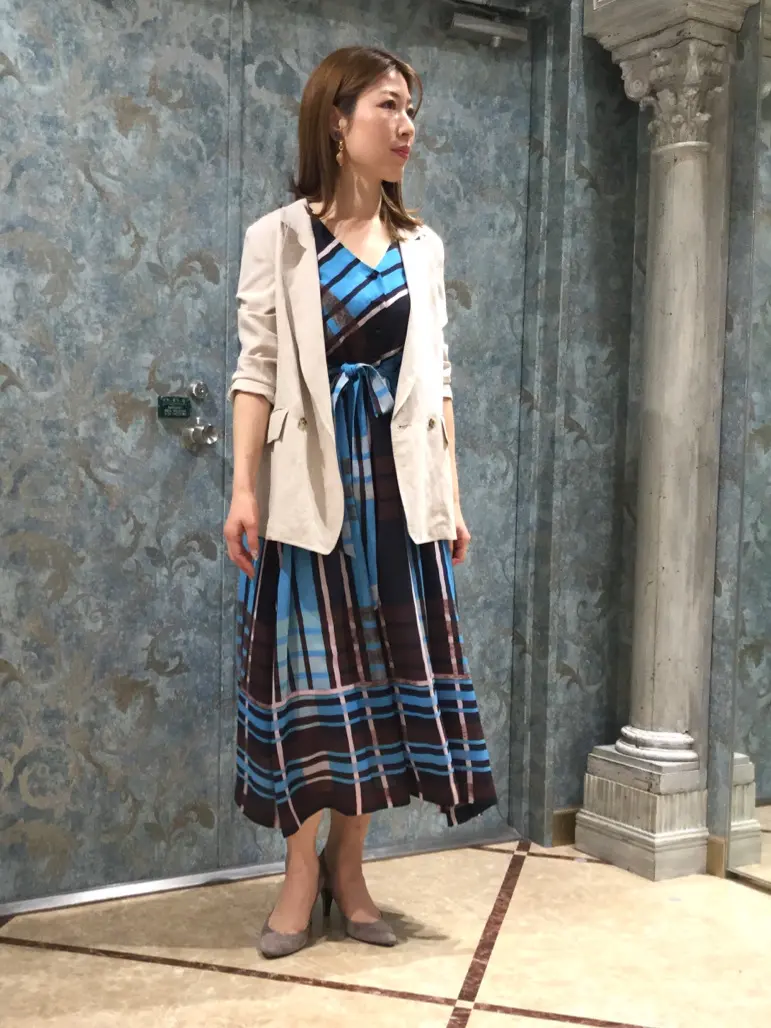 GRACE CONTINENTAL The Banquet 泉　智子 コーディネート画像