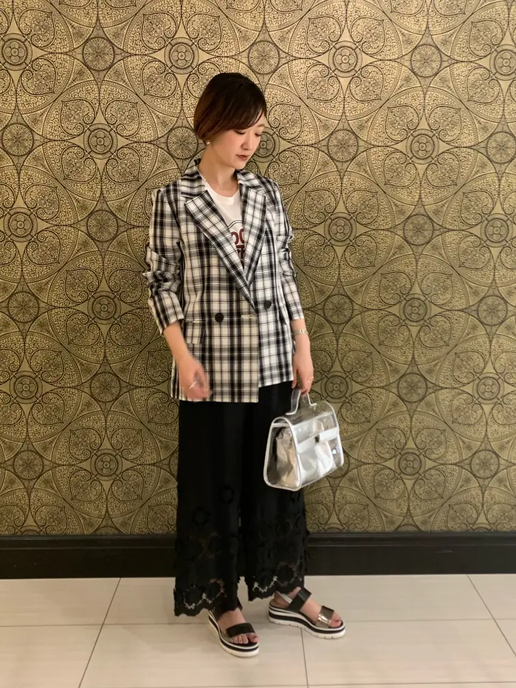 GRACE CONTINENTAL The Banquet Arichi コーディネート画像