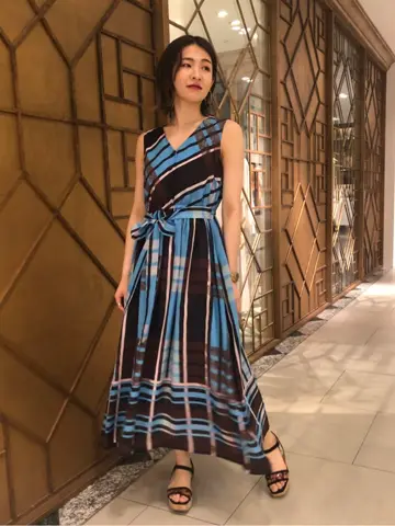 GRACE CONTINENTAL The Banquet HOSHINO コーディネート画像