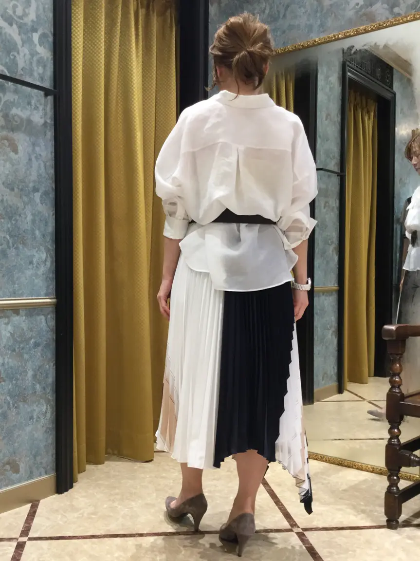 GRACE CONTINENTAL The Banquet 泉　智子 コーディネート画像