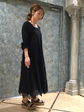 GRACE CONTINENTAL The Banquet 泉　智子 コーディネート画像