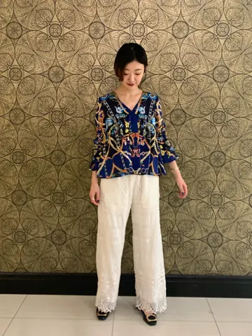 GRACE CONTINENTAL The Banquet Arichi コーディネート画像