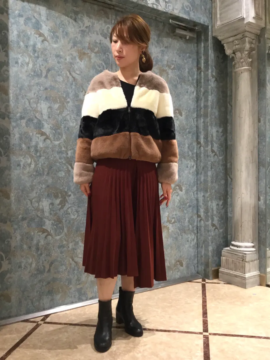 GRACE CONTINENTAL The Banquet 泉　智子 コーディネート画像