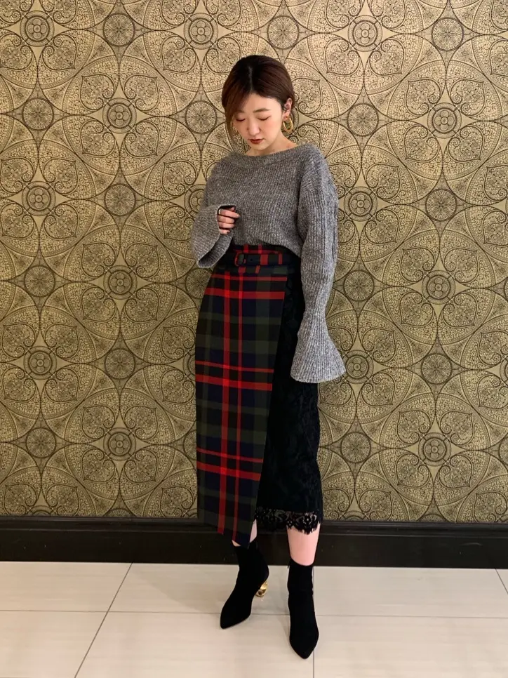 GRACE CONTINENTAL The Banquet Arichi コーディネート画像