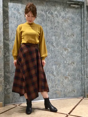 GRACE CONTINENTAL The Banquet 泉　智子 コーディネート画像