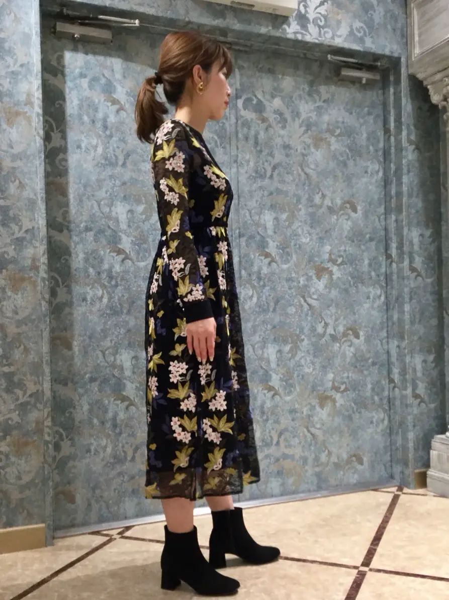 GRACE CONTINENTAL The Banquet 泉　智子 コーディネート画像