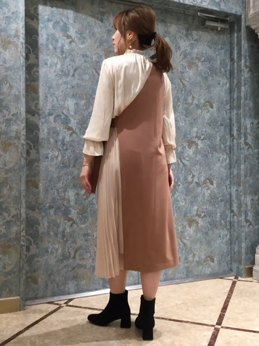 GRACE CONTINENTAL The Banquet 泉　智子 コーディネート画像