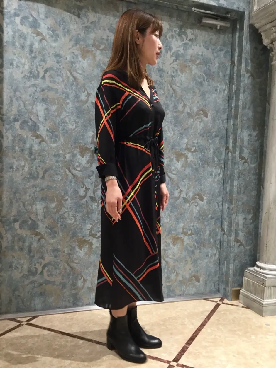 GRACE CONTINENTAL The Banquet 泉　智子 コーディネート画像