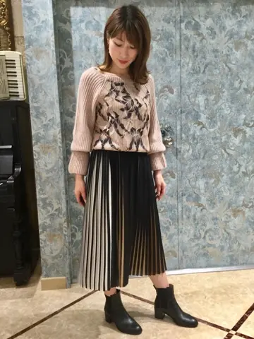 GRACE CONTINENTAL The Banquet 泉　智子 コーディネート画像