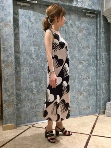 GRACE CONTINENTAL The Banquet 泉　智子 コーディネート画像