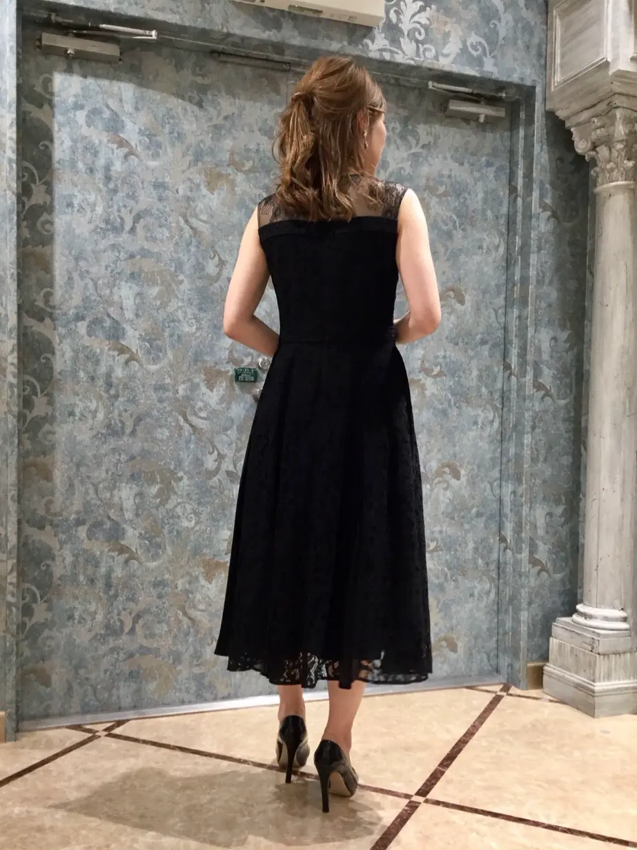 GRACE CONTINENTAL The Banquet 泉　智子 コーディネート画像