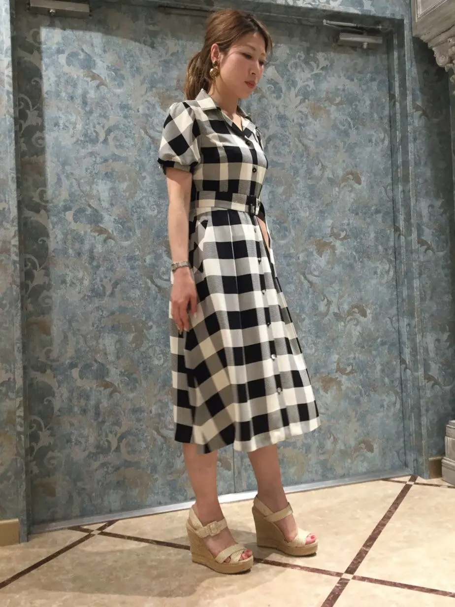 GRACE CONTINENTAL The Banquet 泉　智子 コーディネート画像