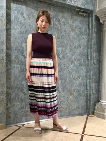 GRACE CONTINENTAL The Banquet 泉　智子 コーディネート画像