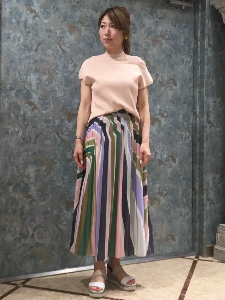 GRACE CONTINENTAL The Banquet 泉　智子 コーディネート画像