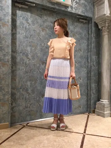 GRACE CONTINENTAL The Banquet 泉　智子 コーディネート画像