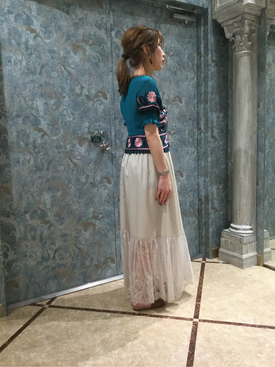 GRACE CONTINENTAL The Banquet 泉　智子 コーディネート画像