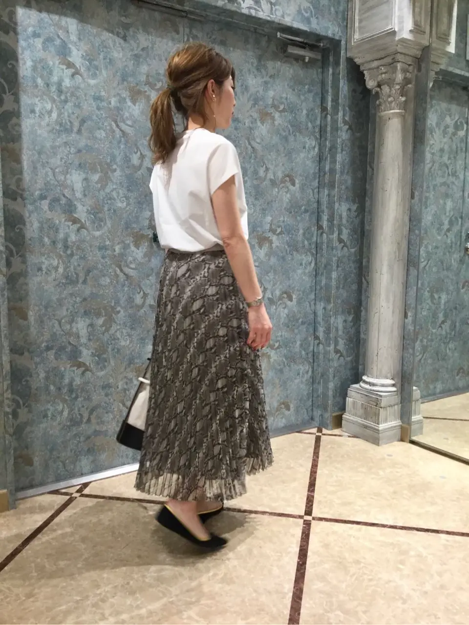 GRACE CONTINENTAL The Banquet 泉　智子 コーディネート画像